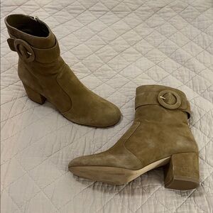 NINE WEST QUILBY BOOTIES. Green Suede ( but more like a dark tan). Size 9.